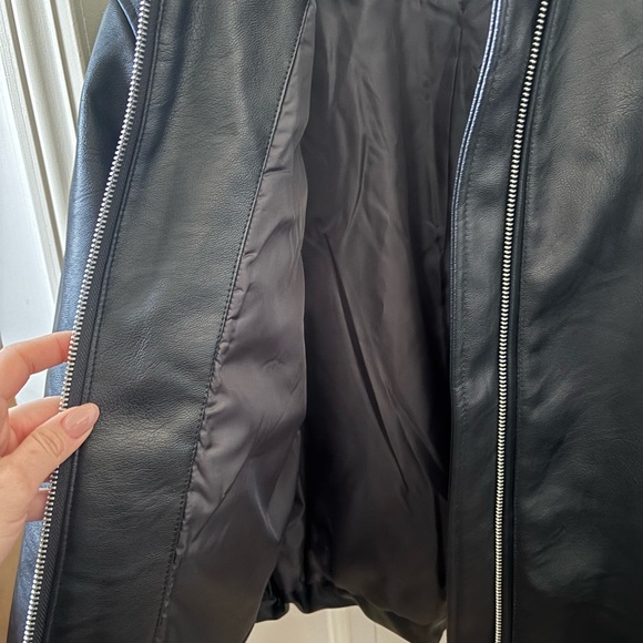 Calvin Klein Women's Classic Black Faux Leather Jacket - Picture 4 of 14